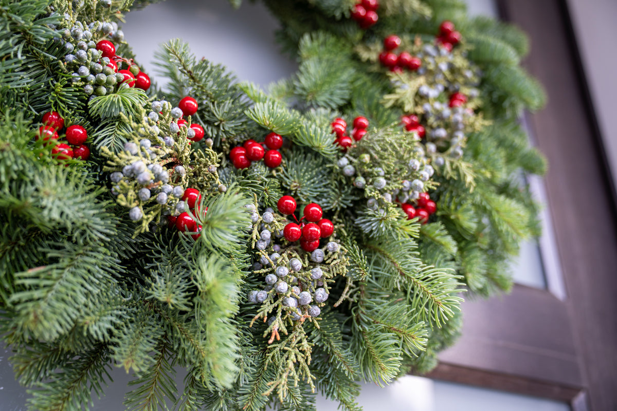 THE MERRY BERRY WREATH