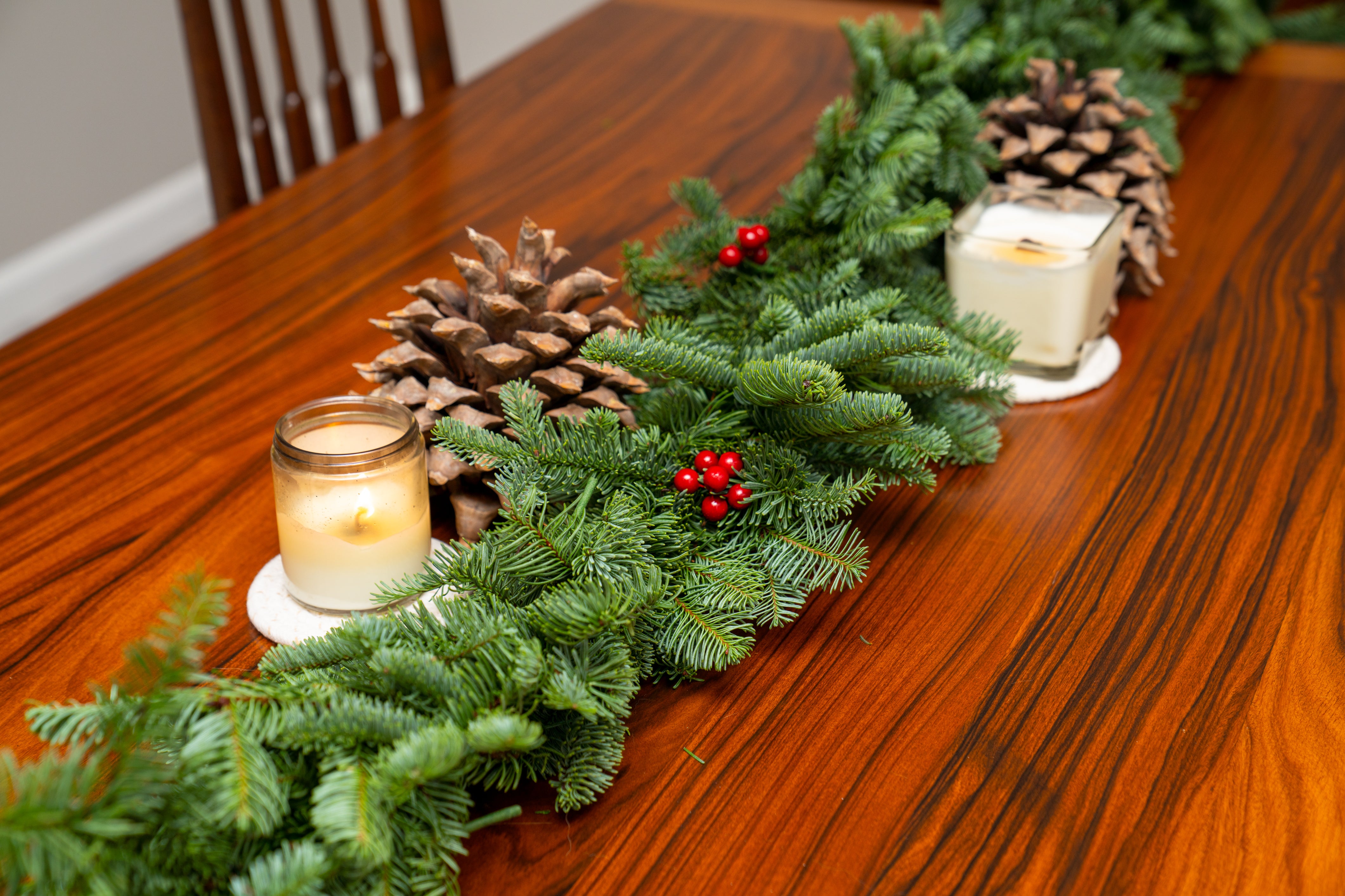 The Festive – 18' Noble Fir with Red Berries Garland