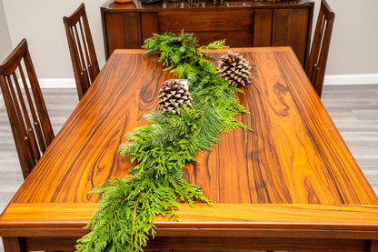 The Evergreen Crown – 18' Premium Garland